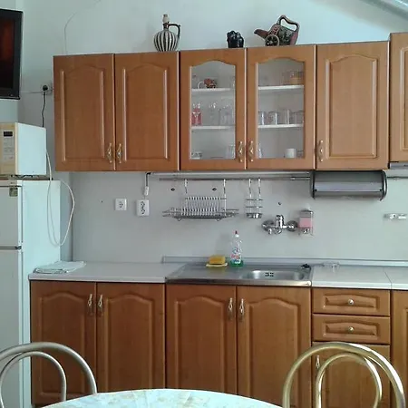 Zora بيت ضيافة