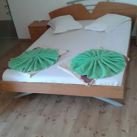 بيت ضيافة Zora *