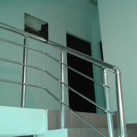 Zora بيت ضيافة