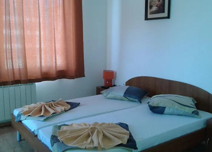 Гостевой дом Zora Приморско