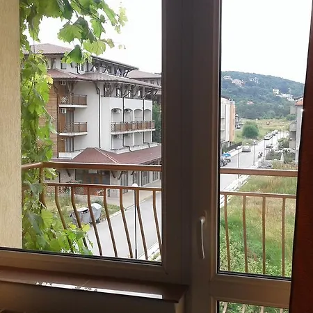 Zora * Πριμόρσκο
